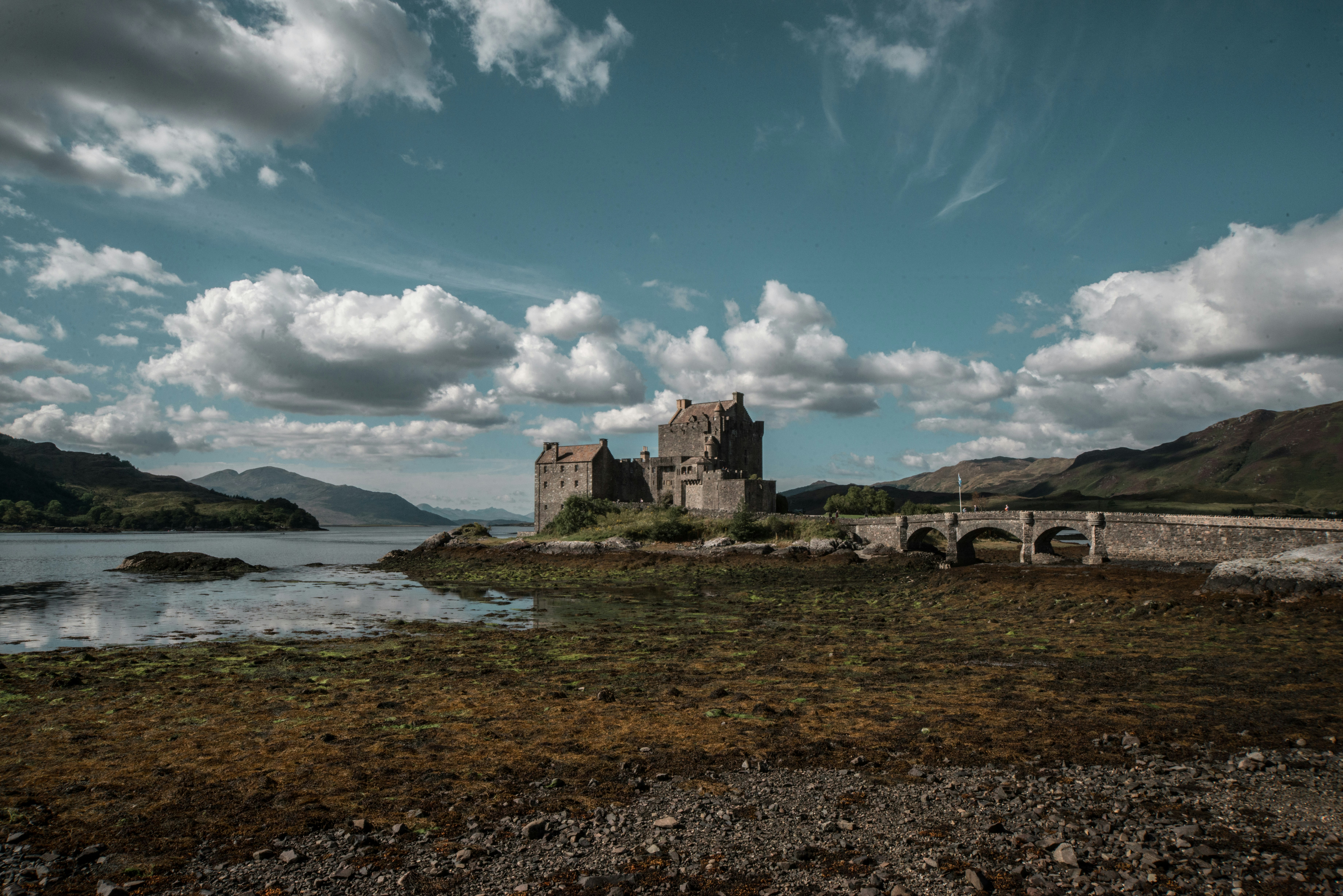 castle during daytime